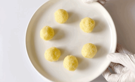 大人小孩都愛吃的軟綿拉絲椰蓉面包,心形造型,簡單易做